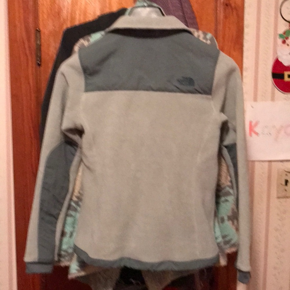 North face jacket - Picture 4 of 4